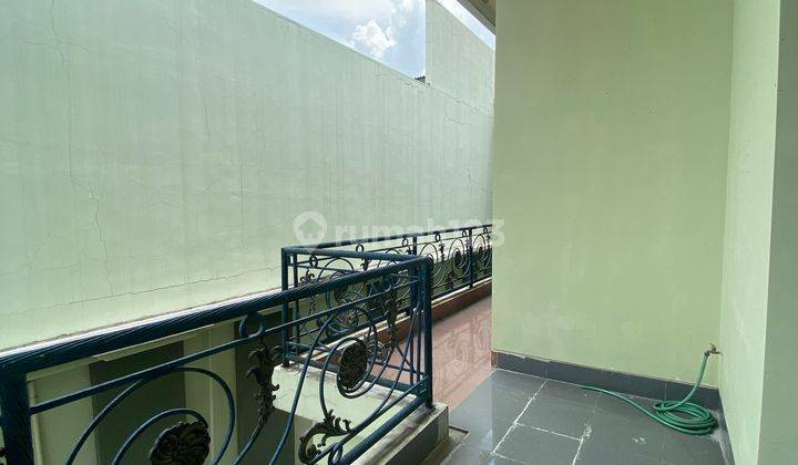 DIJUAL RUMAH 2 LT DARMO INDAH TIMUR STRATEGIS JALAN KEMBAR 5