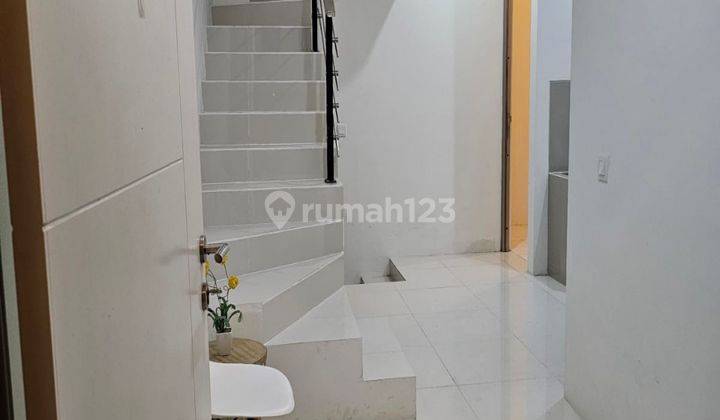 Dijual MURAH Rumah Baru Minimalis Greenland Gresik Surabaya Barat 2