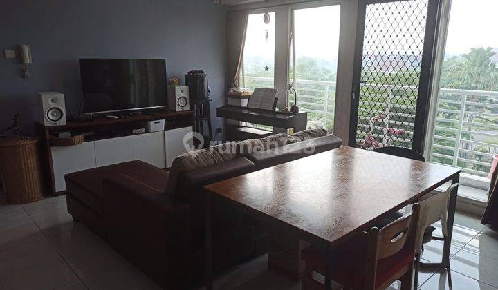 ruang keluarga dijual apartemen cosmopolis resort murah