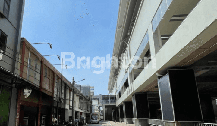 SPACE FOR RENT LEBAR 8 METER LOKASI STRATEGIS DEKAT STASIUN MRT DEKAT BLOK M KEBAYORAN BARU JAKARTA SELATAN