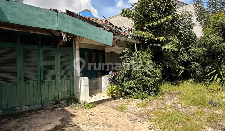Rumah Hitung Tanah Strategis Selangkah Menuju Kuningan Raya Jakarta Selatan