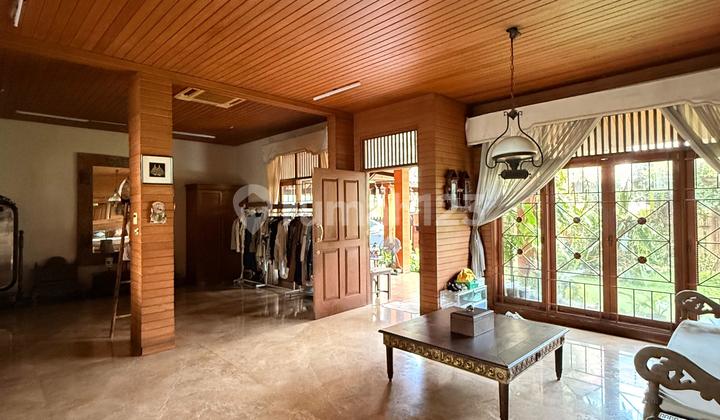 STRATEGICALLY LOCATED NATURE-THEMED HOUSE AND CAFE NEAR CINERE TOLL ACCESS IN DEPOK 2