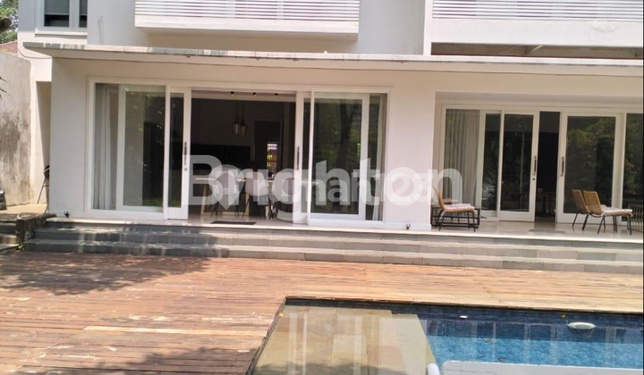 MODERN TROPICAL HOUSE IN SENTUL CITY BOGOR COMPLEX