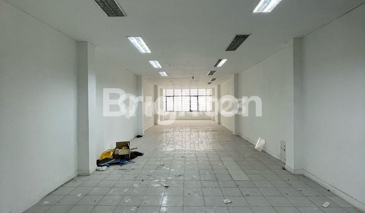 Ruko Ex Bank Strategis Radio Dalam Raya Jakarta Selatan