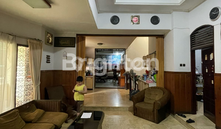 Rumah Strategis Cocok Usaha Petogogan Kebayoran Baru Jakarta Selatan 2