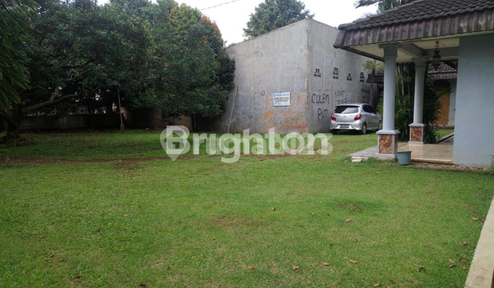 HOUSE STRATEGIC LOCATION SPACIOUS YARD NEAR PONDOK CABE AIRPORT SOUTH TANGERANG