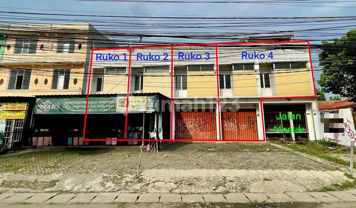 Ruko Gandeng 4 dan Tanah Luas Cocok Usaha Dekat Gerbang Tol Limo Meruyung Depok