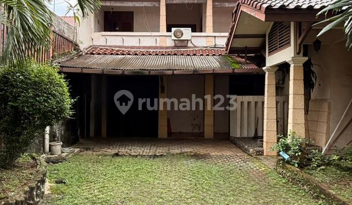 Rumah Bangunan Kokoh Strategis Dekat Gerbang Tol Andara Jakarta Selatan