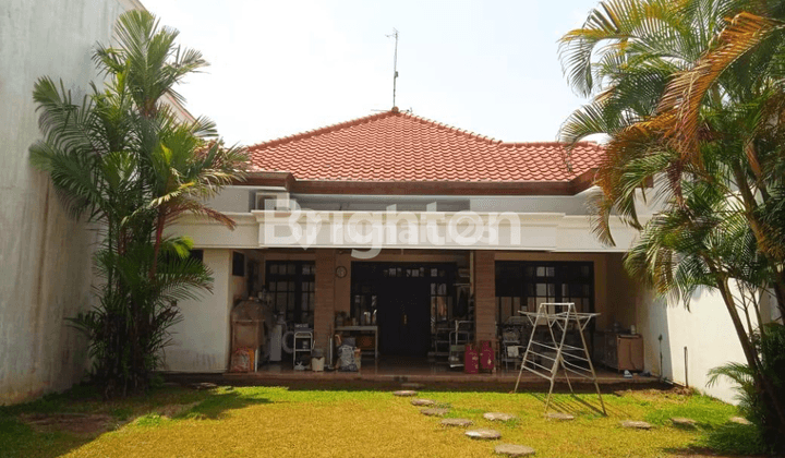 RUMAH ASRI TERAWAT DALAM PERUMAHAN ELITE BUKIT DIENG REGENCY MALANG 1