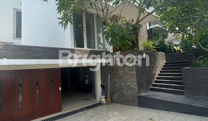 Rumah Hook Mewah Siap Huni Ada Pool Dalam Komplek Elite Pondok Indah Jakarta Selatan