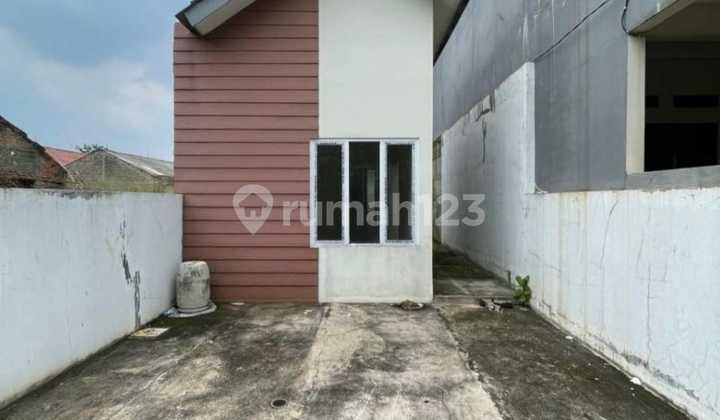 Rumah Minimalis Modern Dekat Gerbang Toll Pondok Cabe Tangerang Selatan