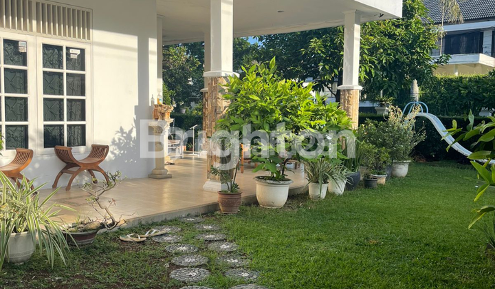 Rumah Hook Asri Dalam Komplek Elite Bukit Cinere Indah Depok 2