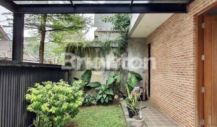 Rumah Modern Tropis Dekat Stasiun MRT Fatmawati Komplek Villa Delima Lebak Bulus Jakarta Selatan