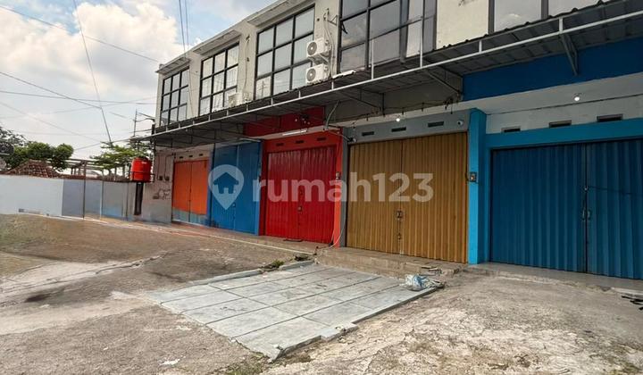Strategic Shop House in Front of Main Road Near Living Plaza Cinere Depok 1
