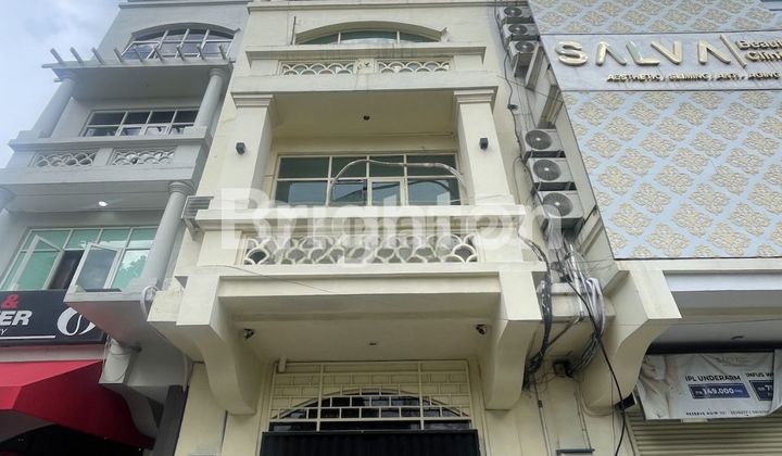 Ruko Strategis Selangkah Menuju Sudirman Lokasi Senayan Jakarta Selatan