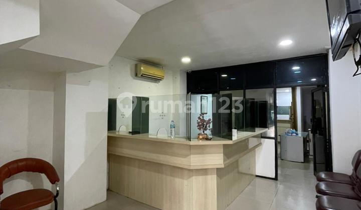 Ruang Usaha Exs Kantor Ruko Plaza Pondok Indah Jakarta Selatan Ruang Usaha Exs Kantor Ruko Plaza Pondok Indah Jakarta Selatan