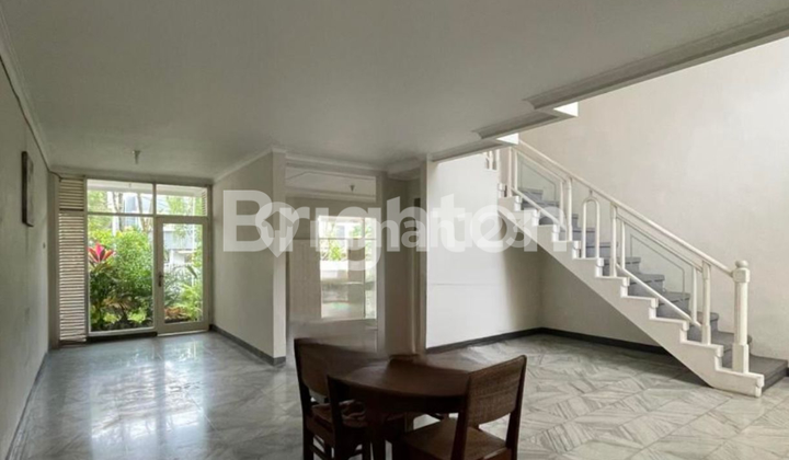 Rumah 2 Lantai Dekat Gerbang Tol Dalam Komplek Elite Bukit Cinere Indah Depok 2