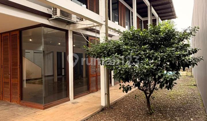 Rumah Siap Huni Strategis Dekat Senayan Permata Hijau Residence Jakarta Selatan