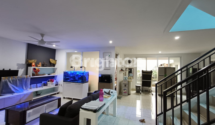 Rumah Modern Minimalis Strategis Dekat Akses Pintu Toll Pondok Cabe Tangerang Selatan 2