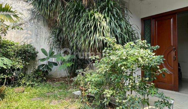 Rumah Bangunan Kokoh Strategis Selangkah ke Gandaria City Mall Jakarta Selatan 2