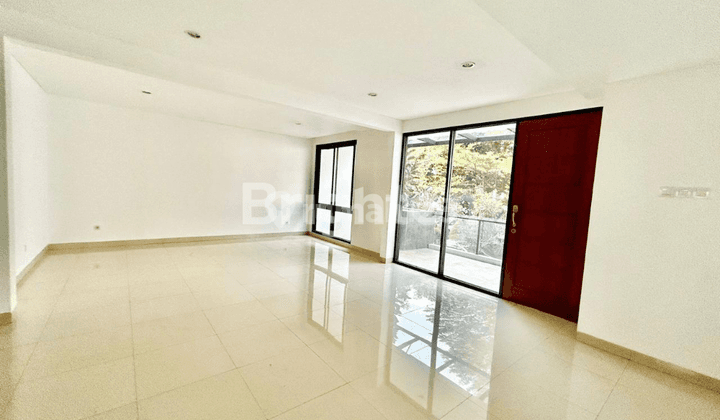 RUMAH CANTIK SIAP HUNI DALAM KOMPLEK DEKAT AKSES PINTU TOLL ANDARA JAKARTA SELATAN 2
