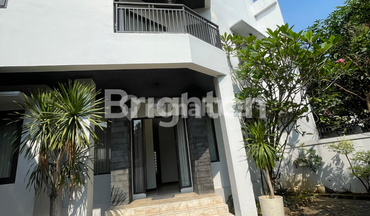 RUMAH MODERN FULLY FURNISHED DEKAT LABSCHOOL VILLA CINERE MAS DEPOK   1