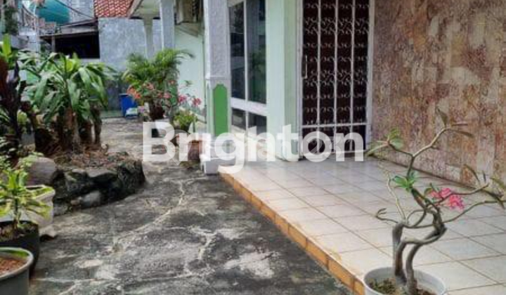 STRATEGIC BOARDING HOUSE IN MENTENG DALAM, TEBET, SOUTH JAKARTA 2