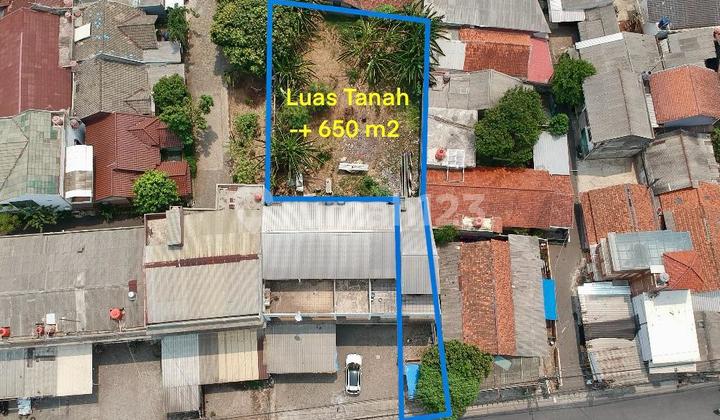 4-UNIT TERRACED SHOPHOUSE WITH EXTENSIVE LAND, IDEAL FOR BUSINESS, NEAR LIMO MERUYUNG TOLL GATE, DEPOK 2