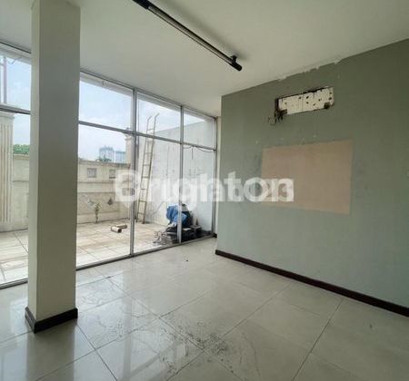 JOINED 3 SHOP HOUSES BELOW MARKET PRICE STRATEGIC QUICK ACCESS PONDOK INDAH SOUTH JAKARTA JOINED 3 SHOP HOUSES BELOW MARKET PRICE STRATEGIC QUICK ACCESS PONDOK INDAH SOUTH JAKARTA