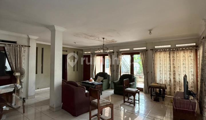 Rumah Terawat Strategis Dekat Cinere Mall Depok 2