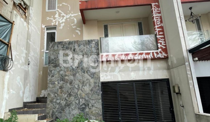 Rumah Strategis Dekat Labschool Dalam Komplek Cirendeu Tangerang Selatan