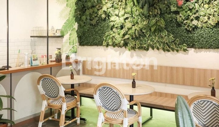 STRATEGIC SHOPHOUSE FORMERLY A CAFE ON PANGLIMA POLIM RAYA, SOUTH JAKARTA STRATEGIC SHOPHOUSE FORMERLY A CAFE ON PANGLIMA POLIM RAYA, SOUTH JAKARTA