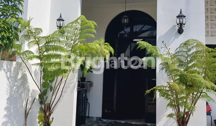 Rumah Cantik Asri Bangunan Baru Langka Dalam Komplek Lokasi Sariwangi Bandung Rumah Cantik Asri Bangunan Baru Langka Dalam Komplek Lokasi Sariwangi Bandung