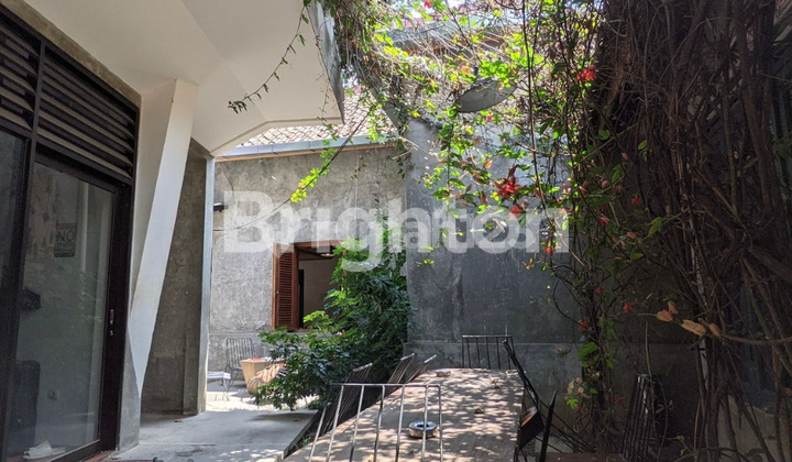 Rumah Bangunan Belanda Cocok Usaha Lokasi Prime Cihapit Bandung Wetan 2