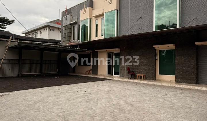 Tempat Usaha atau Kantor Lebar 20 Meter Raya Pasar Minggu Jakarta Selatan