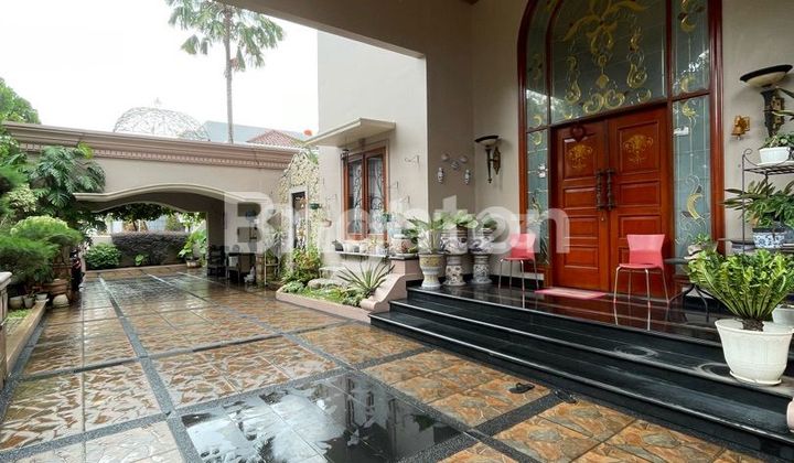 Rumah Mewah Strategis Dekat Stasiun MRT Fatmawati dan Cbd Simatupang Karang Tengah Jakarta Selatan