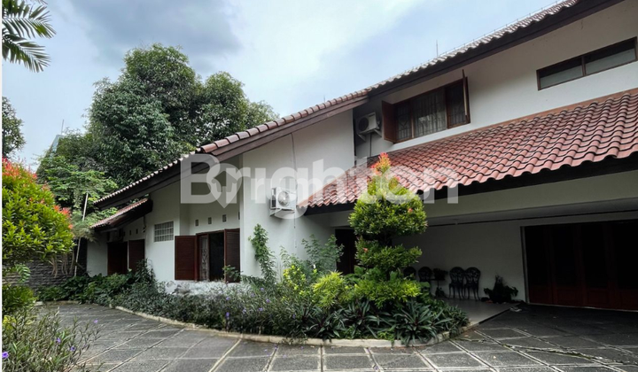 Rumah Strategis Kebayoran Baru Dekat Blok M Jakarta Selatan