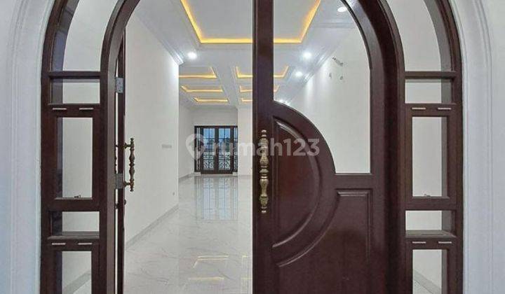 Rumah Mewah Dalam Komplek Elit Jalan Benda, Jagakarsa 4
