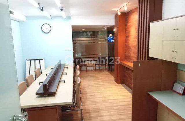 Dijual Cepat Kantor Full Furnish di El Royale Hotel Bandung 1