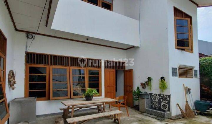 Rumah Clasik Dalam Cluster Kebayoran Lama Jakarta Selatan  2