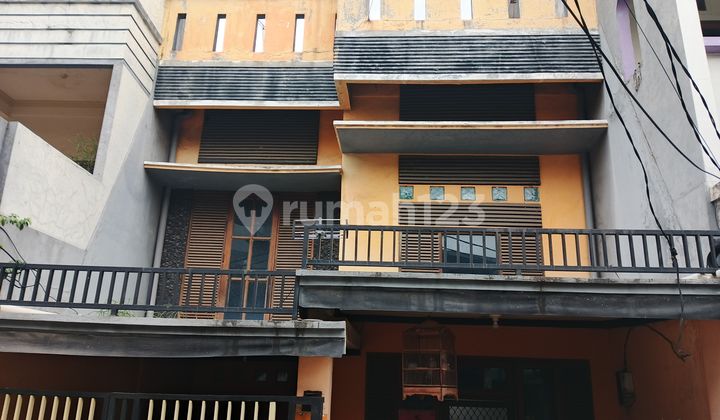 Rumah Komplek Angke 6 X 15 Akses Mobil 2