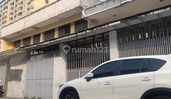Rumah BAGUS 18 x 22 @ komplek Angke Jaya  1