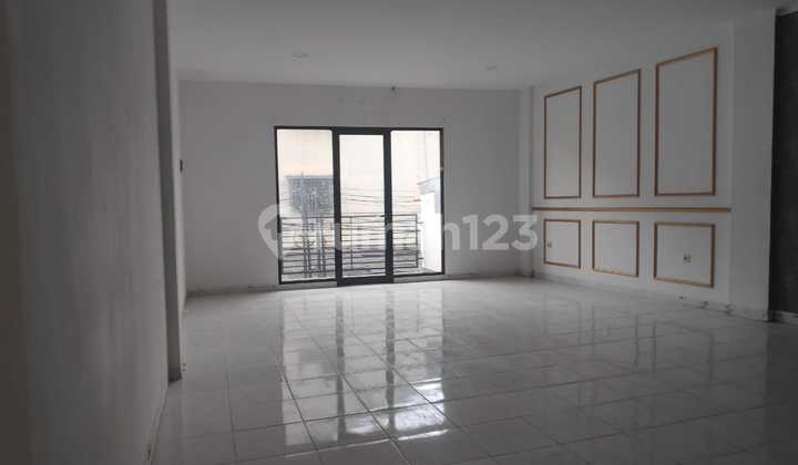 Ruko Usaha 5 x 17 @ Jelambar Utama Sakti 