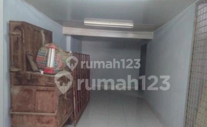 Rumah Mangga Besar 6 X 19 Area Kost 2