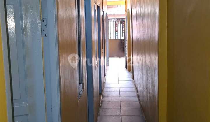 Rumah Kost Area Roxy Mas 11 Room
