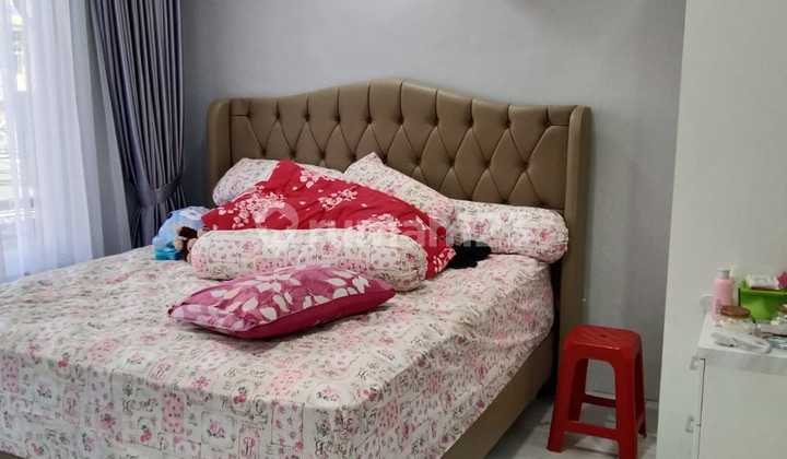 Di Bawah Njop Cideng 10 X 24 Shm