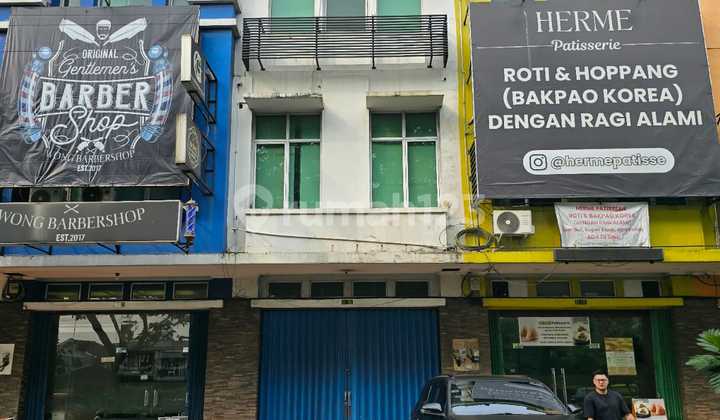 Boulevard Toll Shop House. Strategic Location. Near Rawa Buntu Train Station, Serpong, South Tangerang City, BSD. Boulevard Toll Shop House. Strategic Location. Near Rawa Buntu Train Station, Serpong, South Tangerang City, BSD.