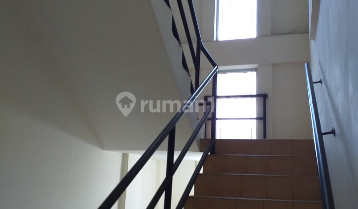 Disewakan Gudang Multiguna Alam Sutera Disewakan Gudang Multiguna Alam Sutera