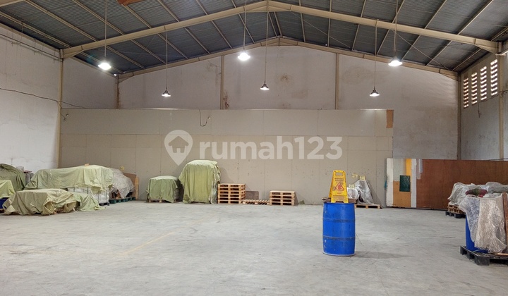 Disewakan Cepat Gudang Kav Dpr