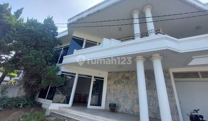 Rumah Klasik Kokoh Strategis Terusan Sutami Sayap Setrasari Bandung 2